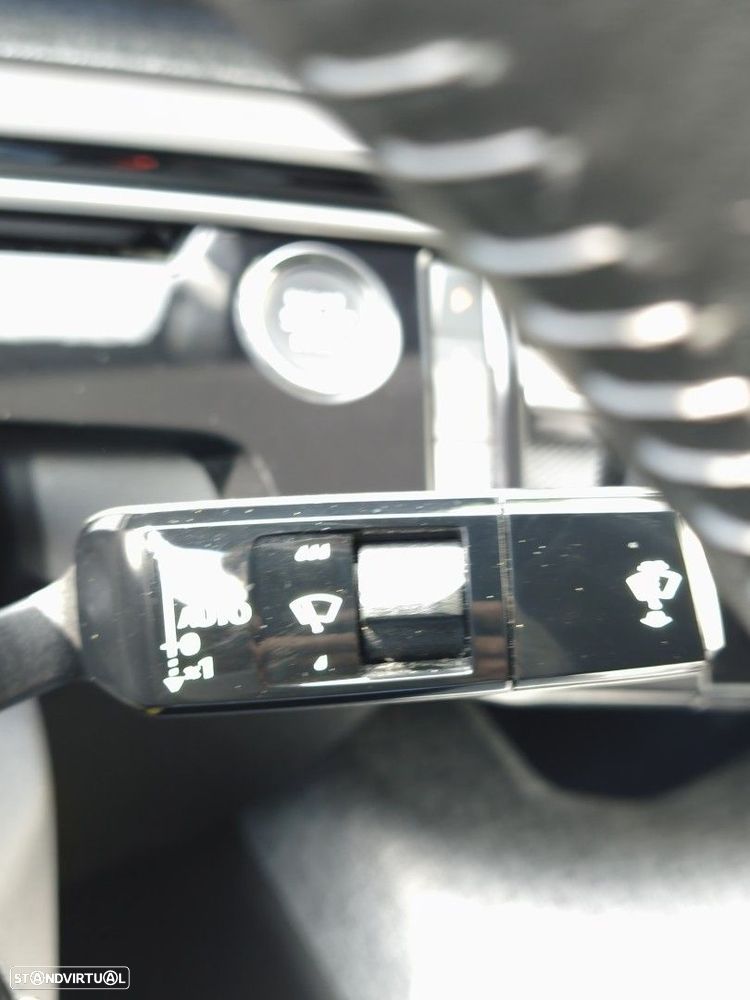 Peugeot 3008 1.2 Hybrid Allure e-DCS6 - 37