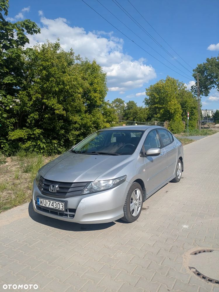 Honda City 1.4 Comfort - 1