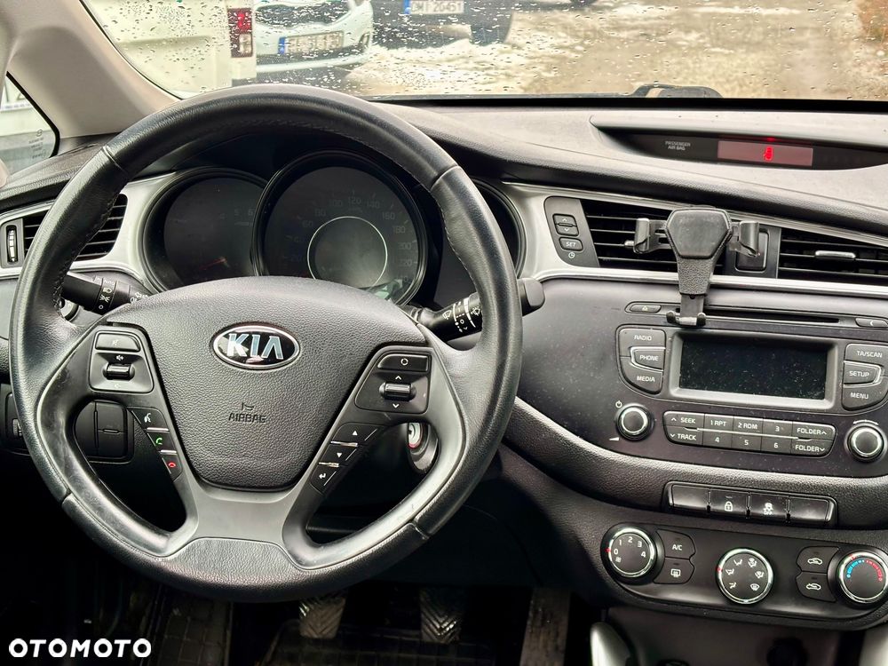 Kia Ceed 1.6 CRDi M - 11