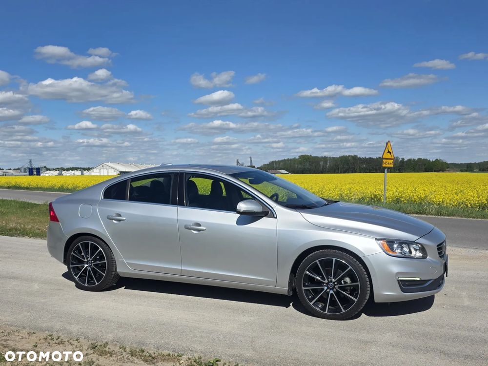 Volvo S60 - 9