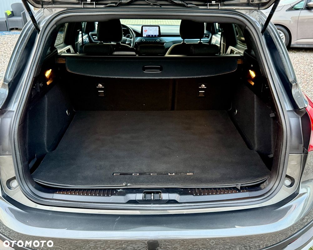 Ford Focus Turnier 1.5 EcoBoost Start-Stopp-System ACTIVE - 35