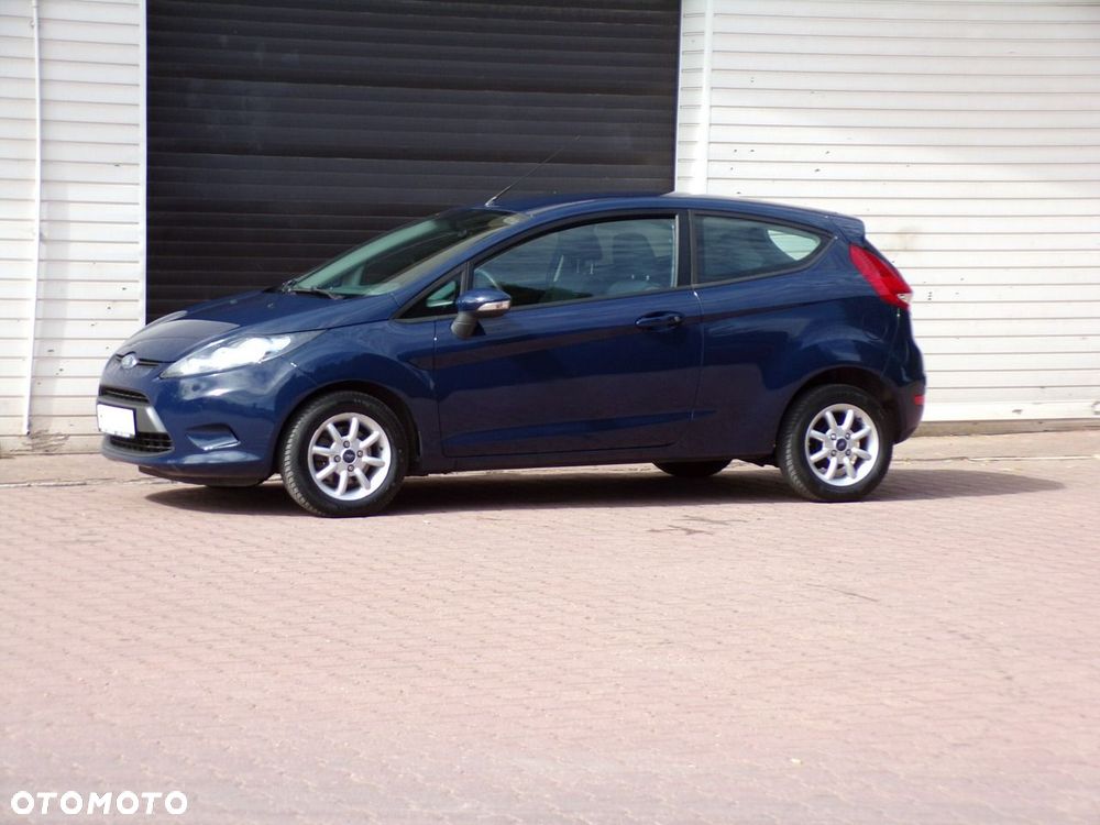Ford Fiesta - 12