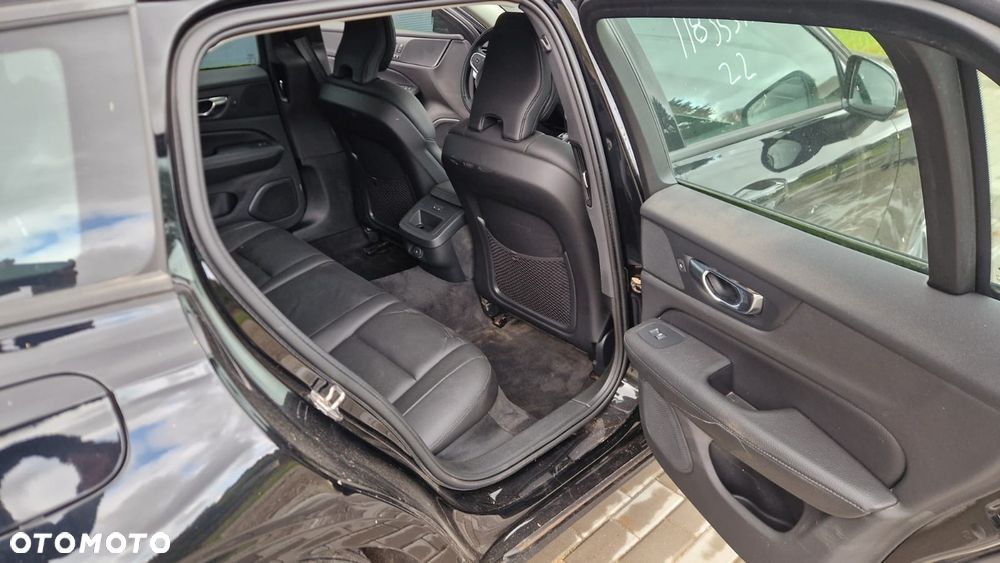 Volvo V60 T6 AWD Inscription - 9