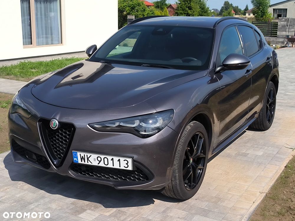 Alfa Romeo Stelvio 2.0 Turbo 16V AT8-Q4 Veloce Ti - 25