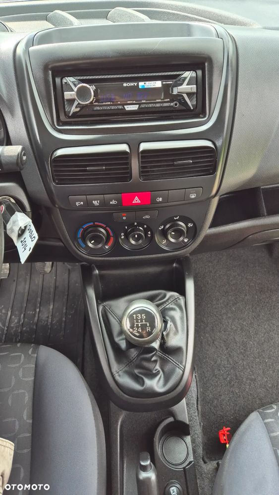 Fiat Doblo 1.4 16V Dynamic - 25