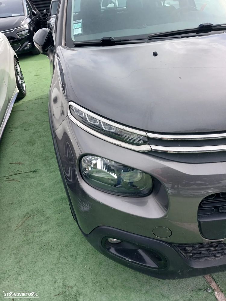 Citroën C3 1.2 PureTech Feel - 3