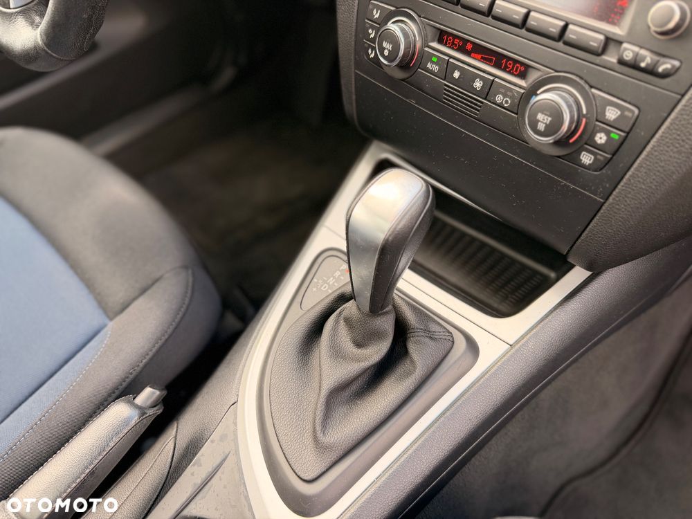 BMW Seria 1 120d - 16