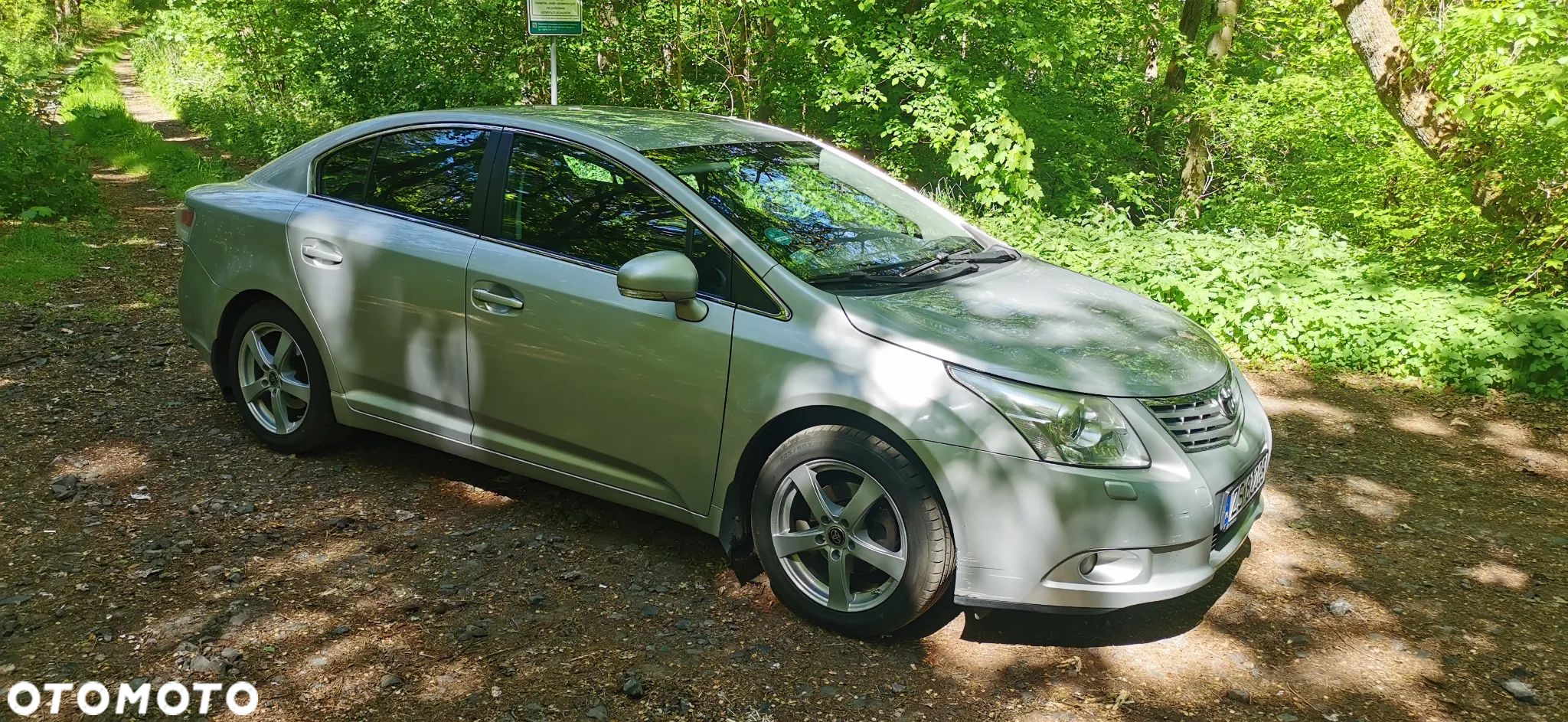 Toyota Avensis 1.8 Sol plus - 1