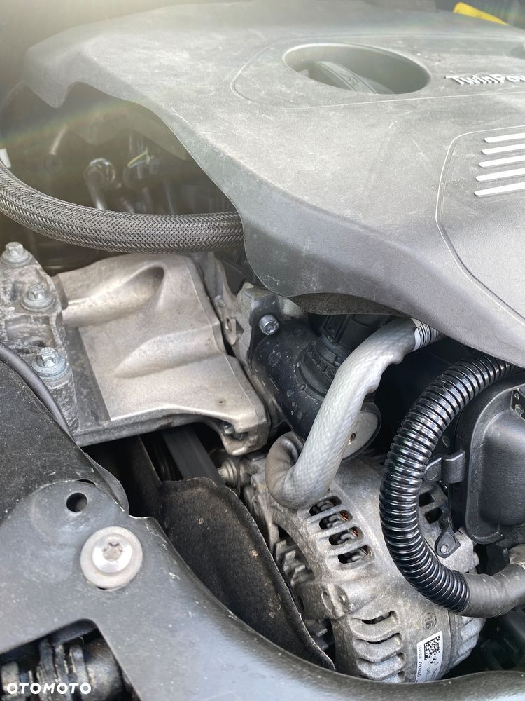 BMW Seria 2 218i - 26