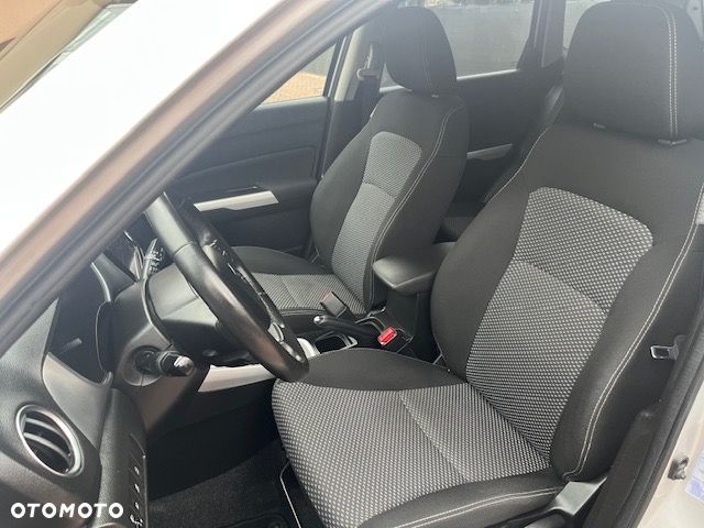 Suzuki Vitara - 10