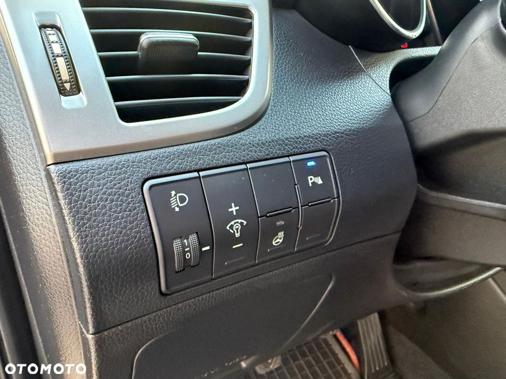 Hyundai i30 1.6 GDI Premium - 14