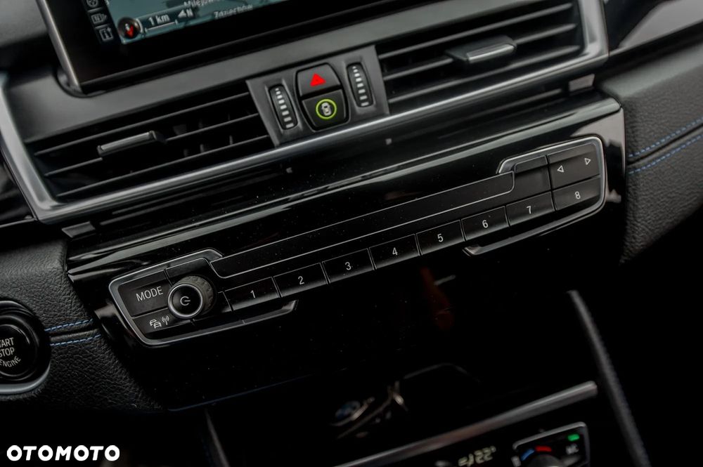 BMW Seria 2 220d xDrive Sport-Aut M Sport - 35