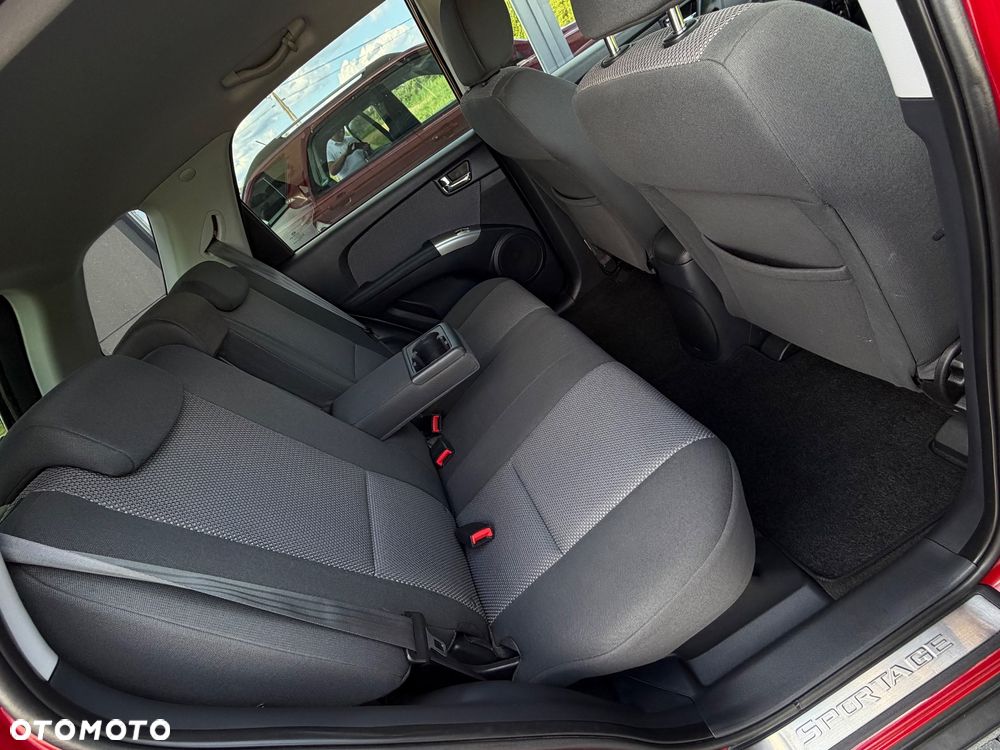 Kia Sportage 2.0 4WD Cup - 27