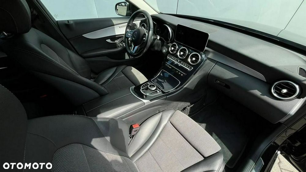 Mercedes-Benz Klasa C - 19