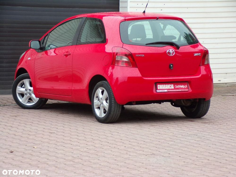 Toyota Yaris - 17