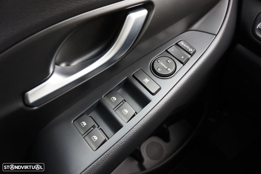 Hyundai i30 1.6 CRDI STyle - 32