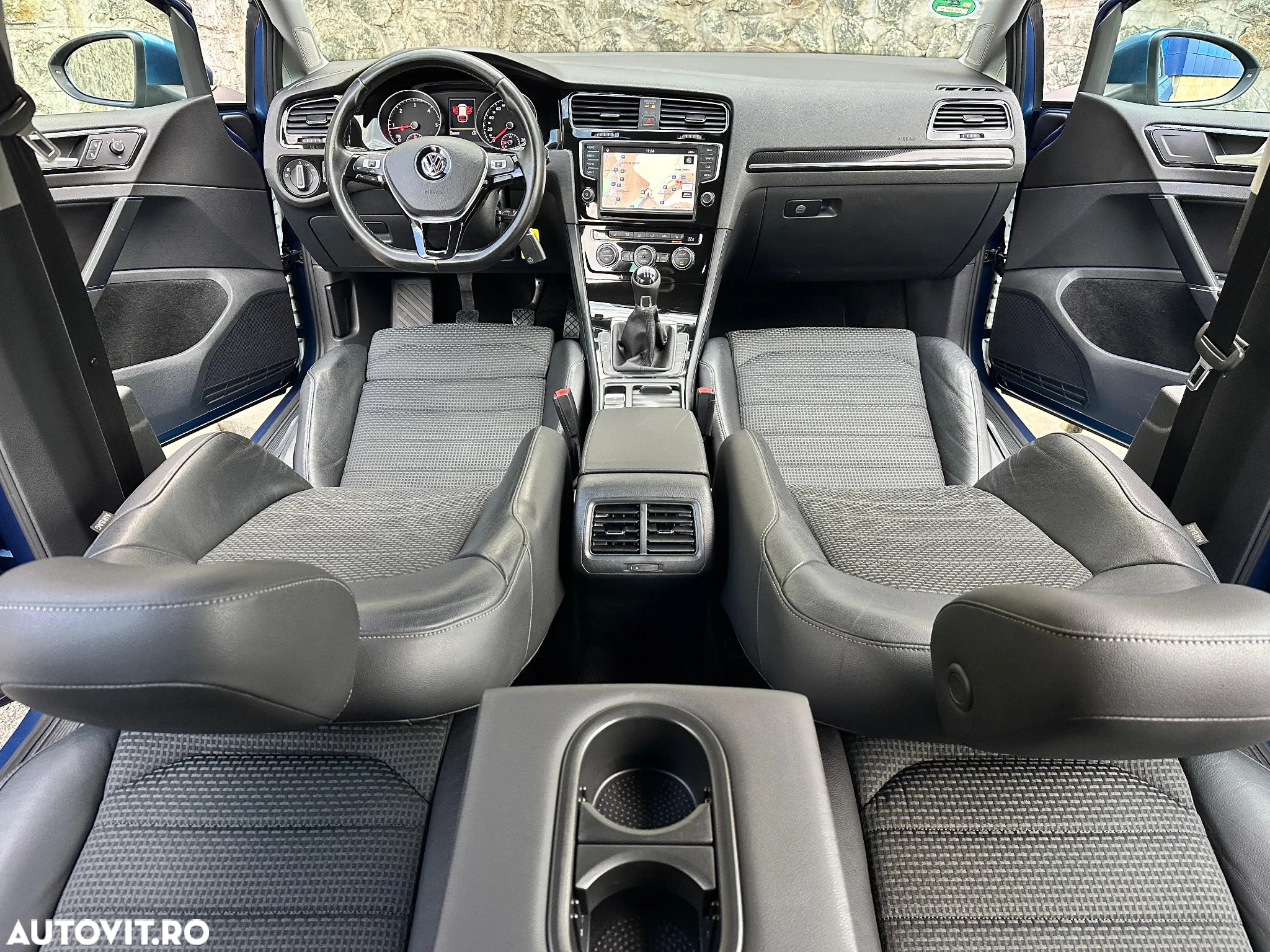 Volkswagen Golf 2.0 BlueTDI Highline - 5