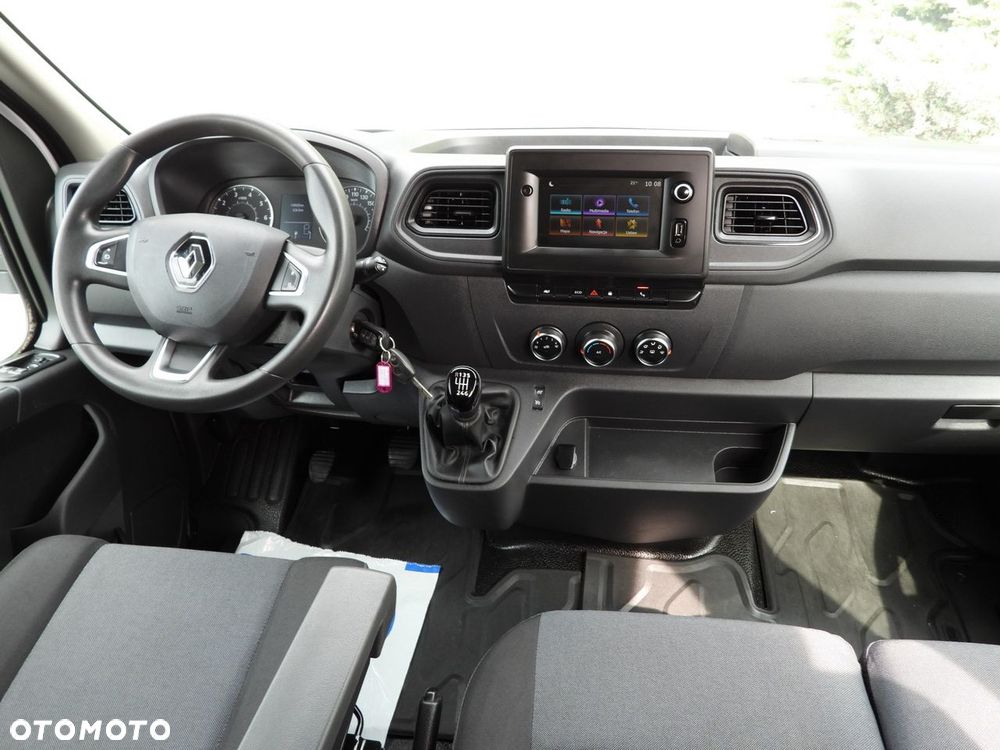 Renault MASTER  FURGON BRYGADÓWKA  7 MIEJSC TEMPOMAT NAWIGACJA LEDY KLIMATYZACJA  140KM - 28
