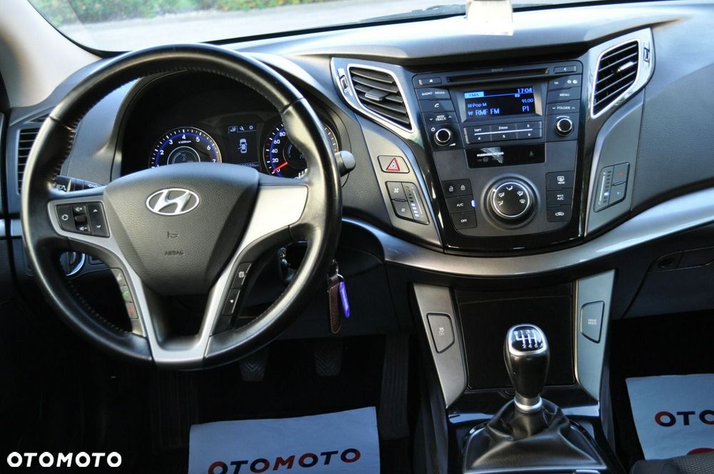 Hyundai i40 Kombi blue 1.6 Classic - 20