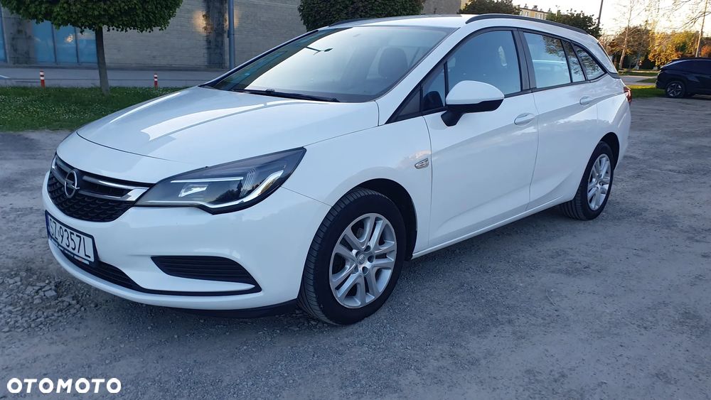 Opel Astra - 1