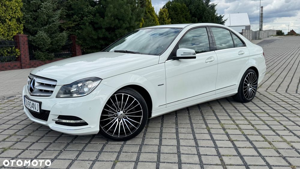 Mercedes-Benz Klasa C 180 BlueEFFICIENCY 7G-TRONIC Avantgarde - 3