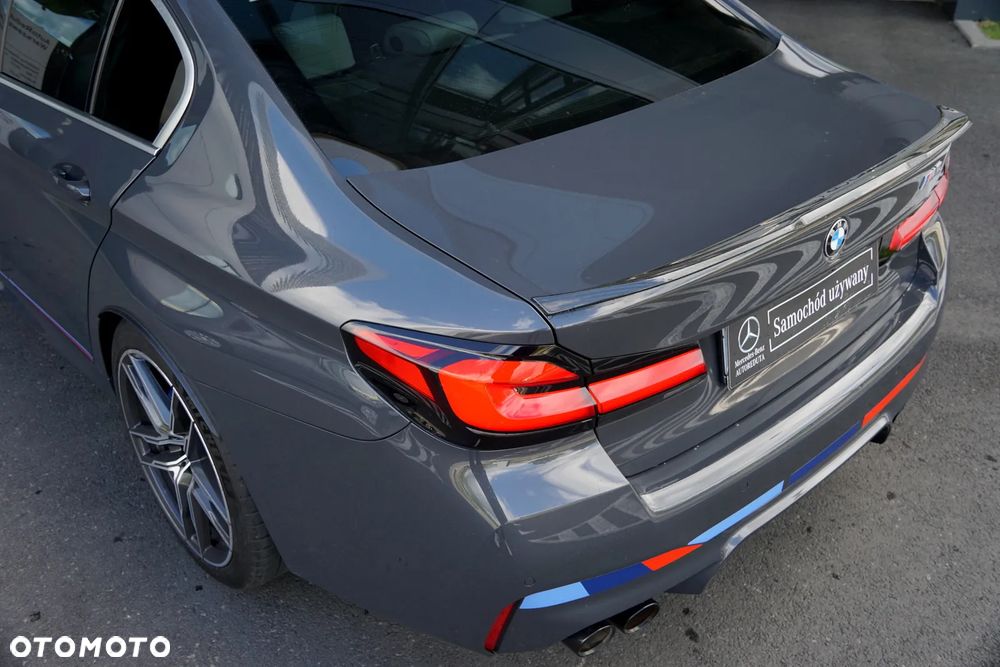 BMW M5 Standard - 12