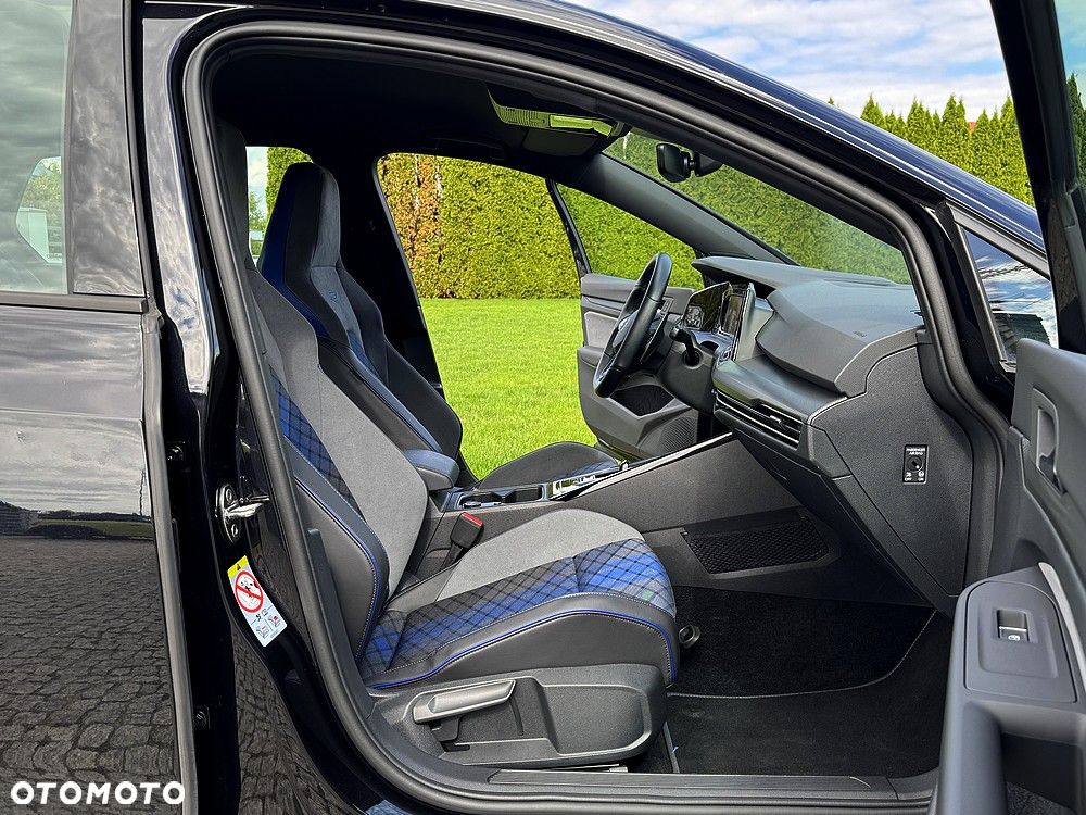 Volkswagen Golf 2.0 TSI 4Motion R DSG - 36