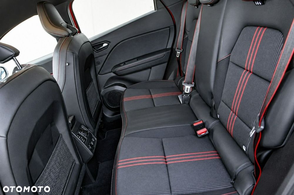 Renault Captur - 21