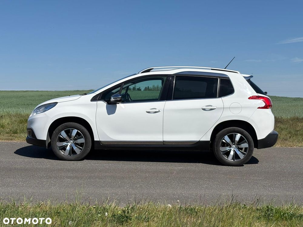 Peugeot 2008 e-HDi FAP 115 STOP & START Allure - 4