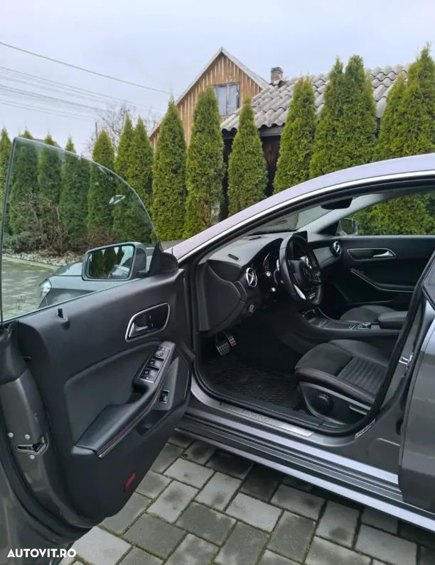 Mercedes-Benz CLA - 4