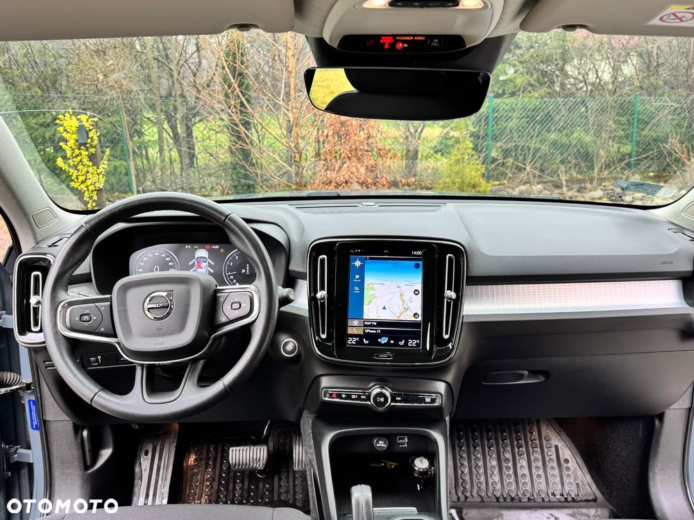 Volvo XC 40 T3 Momentum Pro - 10