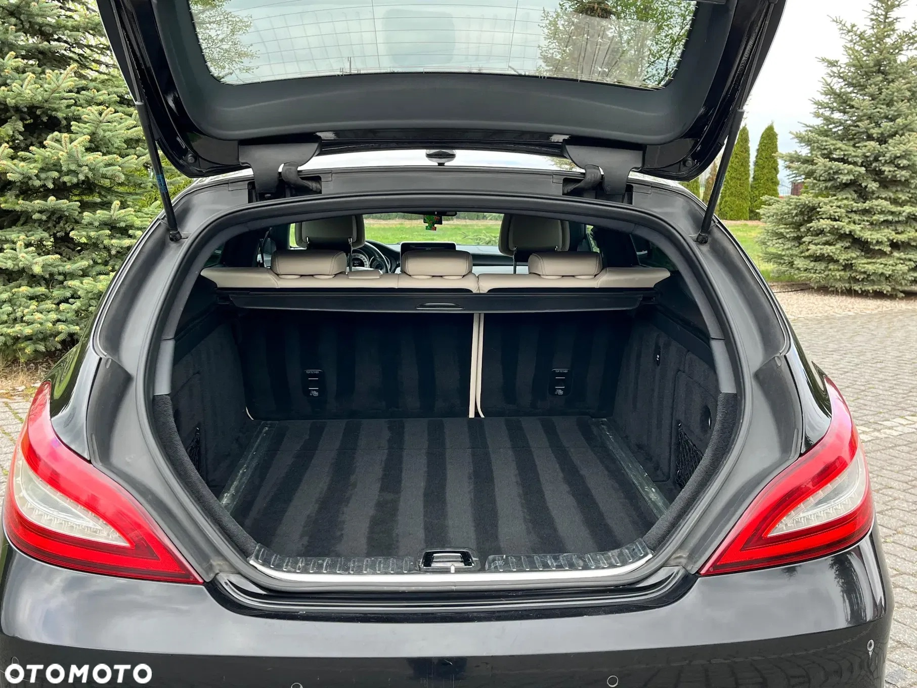 Mercedes-Benz CLS Shooting Brake 400 4Matic 7G-TRONIC Final Edition - 30