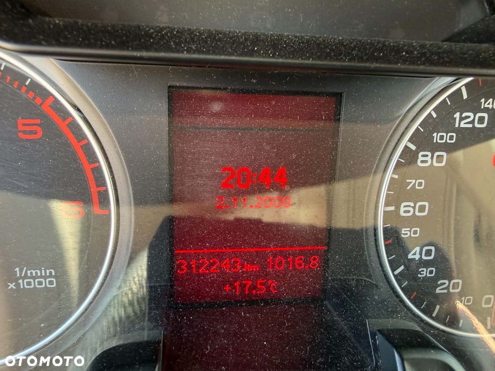 Audi A4 Avant 2.0 TDI DPF Quattro - 2