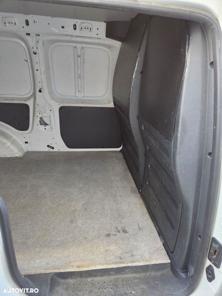 Volkswagen Caddy 2.0 TDI (5-Si.) Maxi - 6