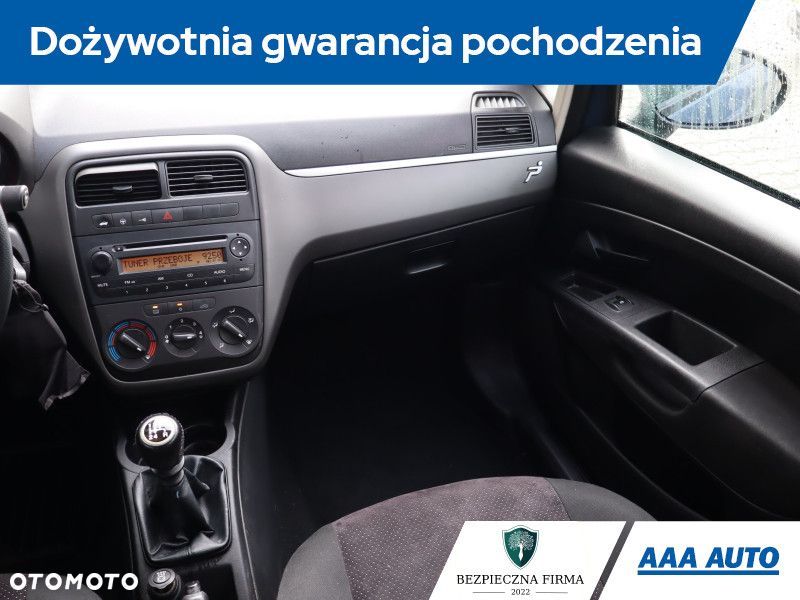 Fiat Punto 2012 - 9
