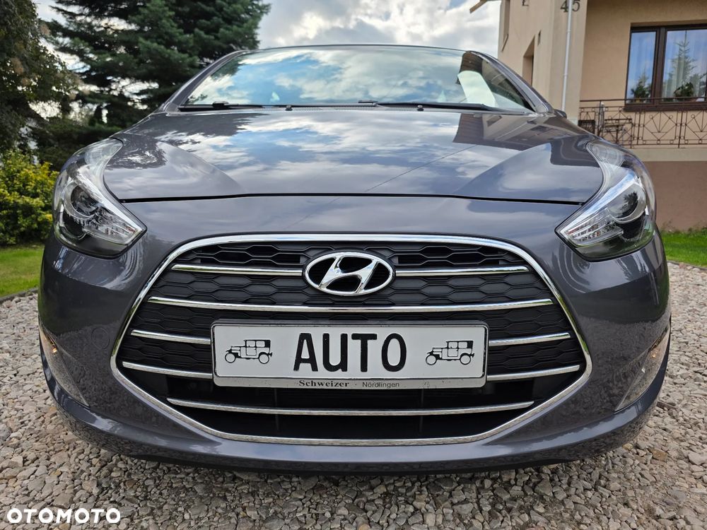 Hyundai ix20 - 11