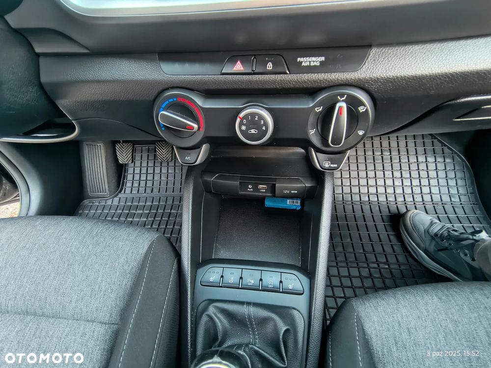 Kia Stonic 1.4 M - 12