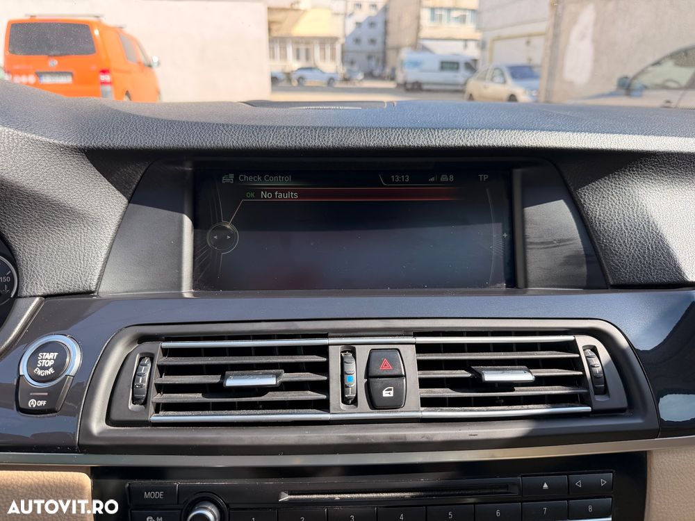 BMW Seria 5 525d Aut. Modern Line - 5