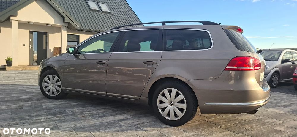 Volkswagen Passat 1.6 TDI BlueMotion - 15