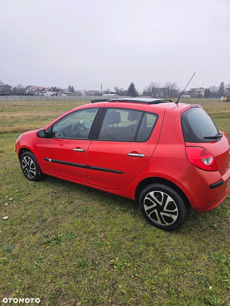 Renault Clio 1.5 dCi Confort Privilege - 6
