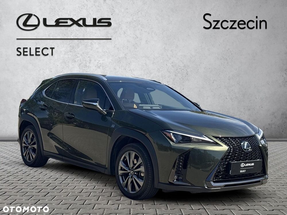 Lexus UX - 5