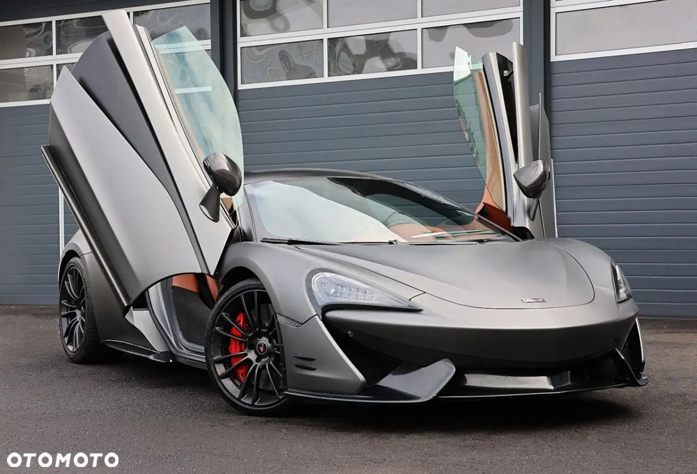 McLaren 570S Coupe - 1