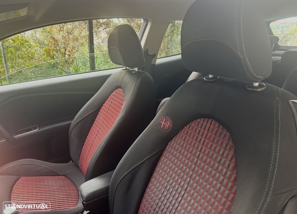 Alfa Romeo MiTo 1.3 JTD Distinctive - 9