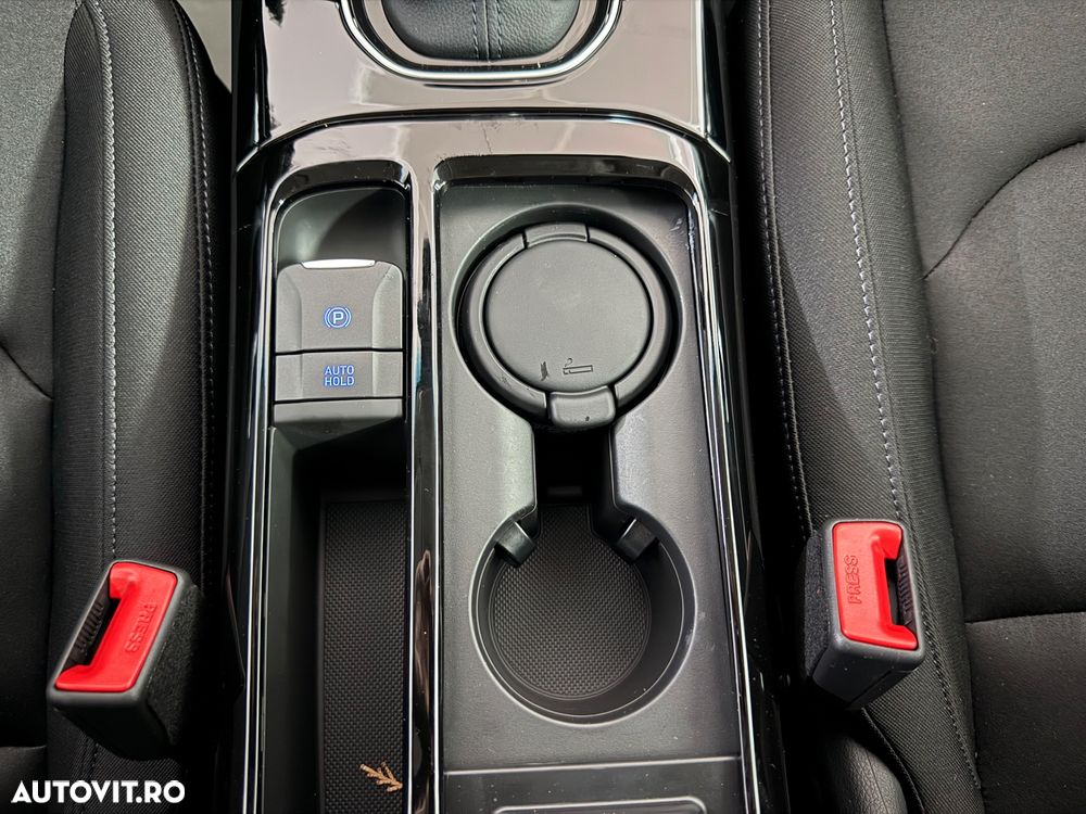 Hyundai i30 1.5 T-GDI 140CP 7DCT MHEV Highway - 12