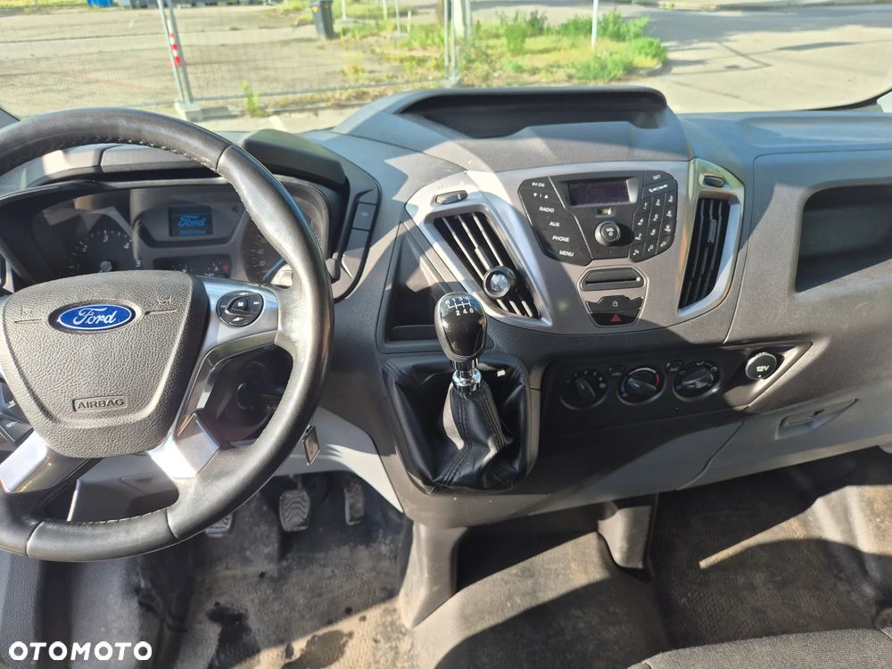 Ford Transit Custom - 13
