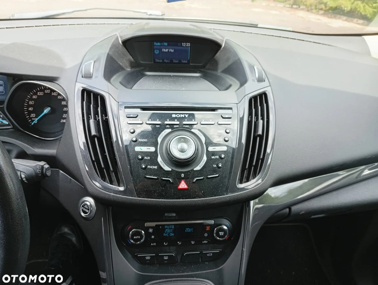 Ford Kuga - 6