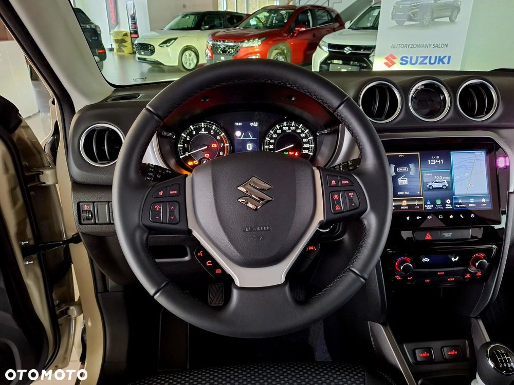 Suzuki Vitara 1.4 Boosterjet mHEV Premium Plus 2WD - 16