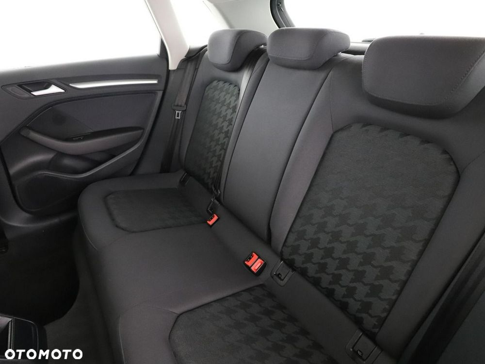 Audi A3 Sportback 2.0 TDI Attraction - 17