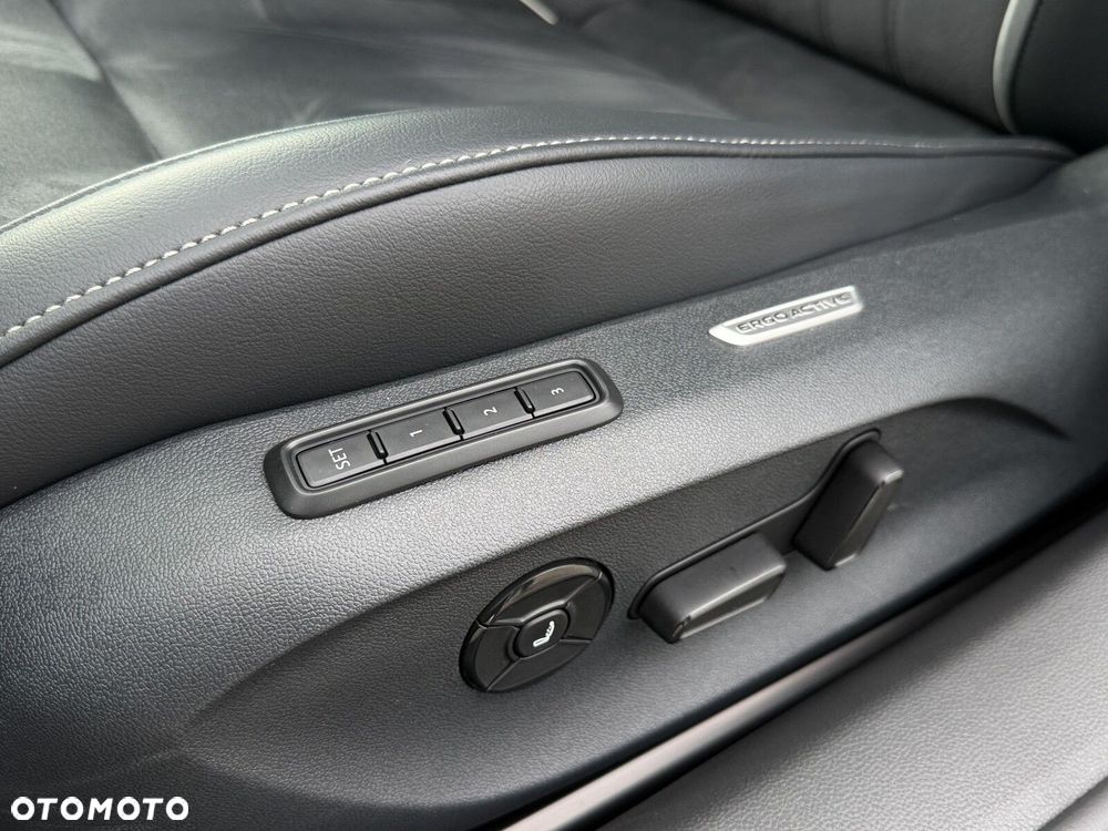 Volkswagen Passat Variant 1.5 TSI EVO Business DSG - 12