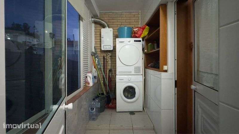 T2 Mobilado com Amplo Terraço no Centro de Rebordosa | Paredes - Grande imagem: 4/11